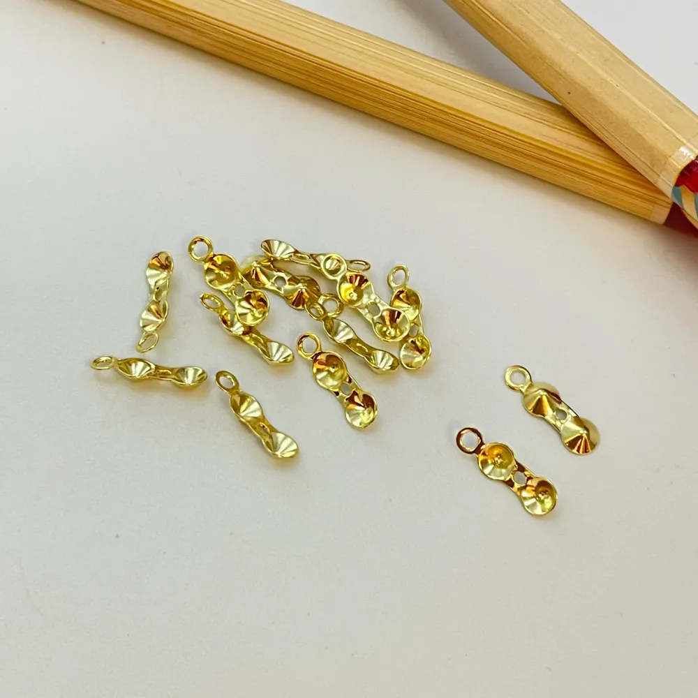AO121 Terminal Tapa Nudo dia. 2.5 mm mas argollita 1 perforación de 1 mm Accesorio Baño Oro 100012
