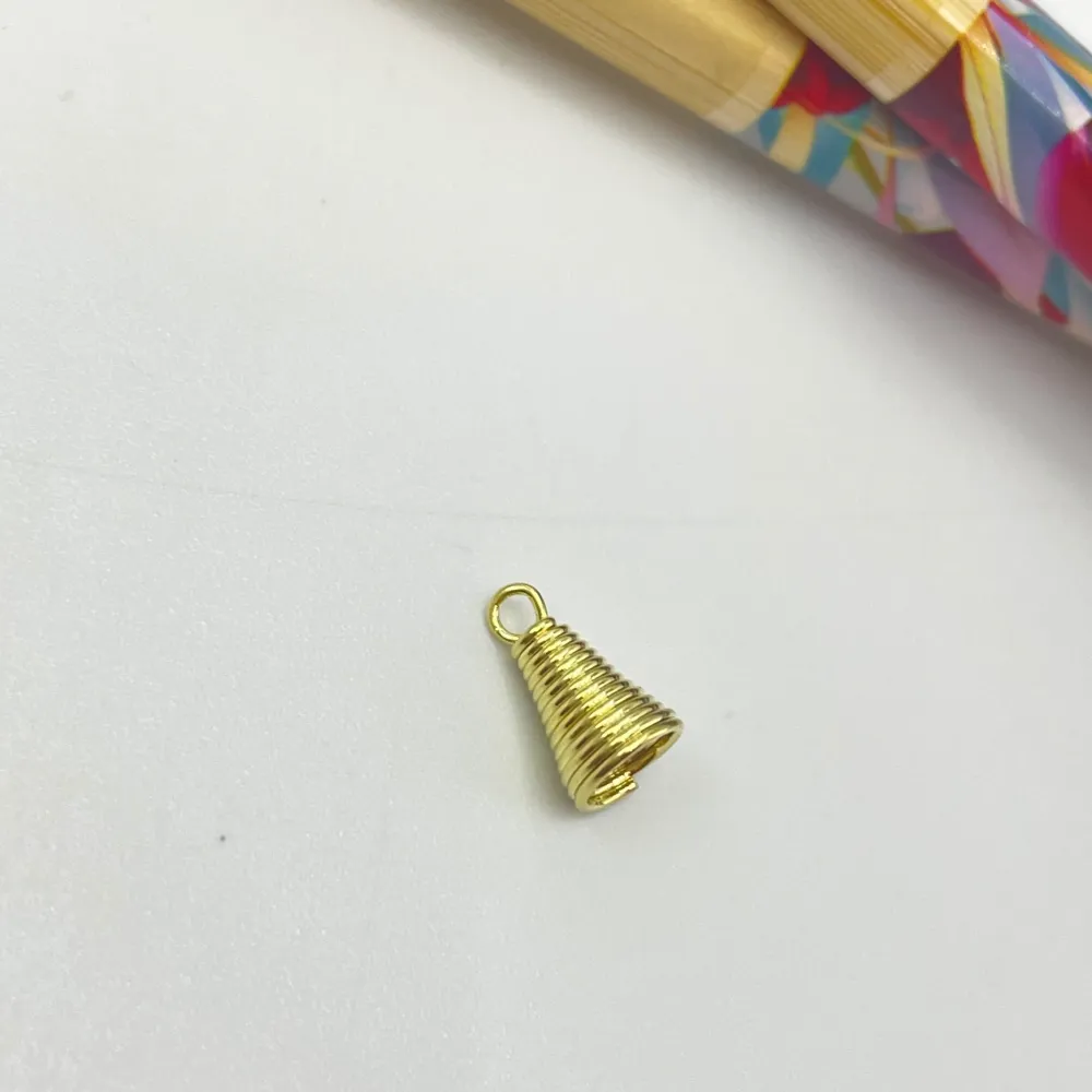 AO129 Cono Alambre duro embarrilado 7 x 5 mm mas argolla Accesorio Baño Oro 100012