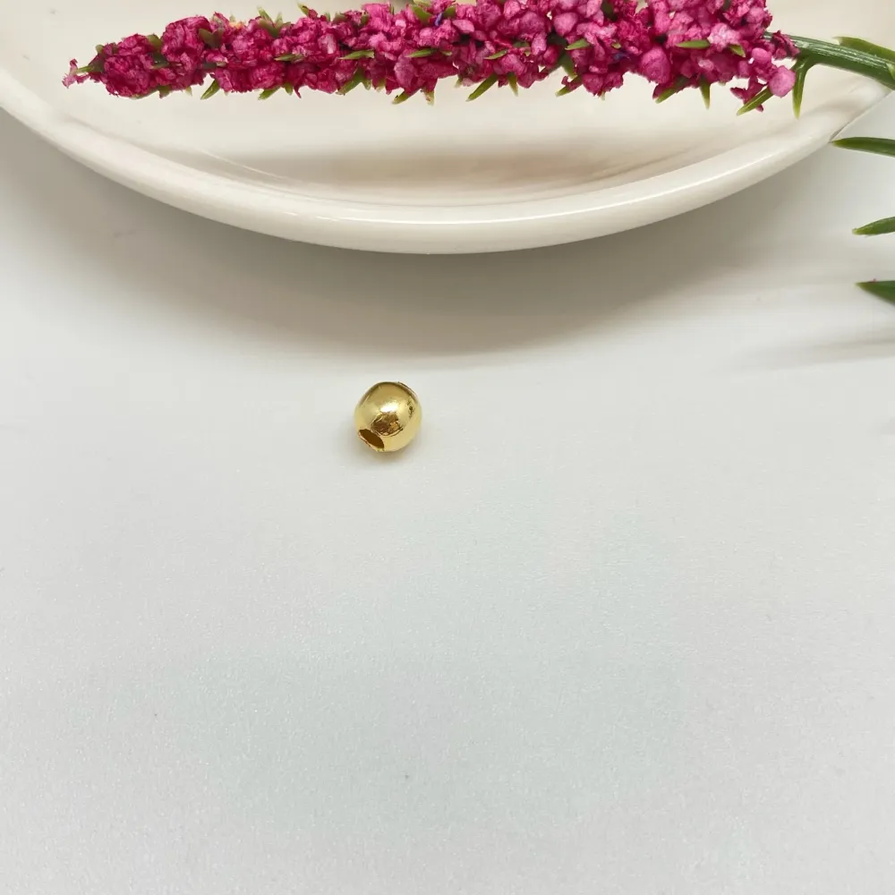 MO50 Bolita 5.5 mm Perforación 2.2 mm Accesorio Baño Oro 100012