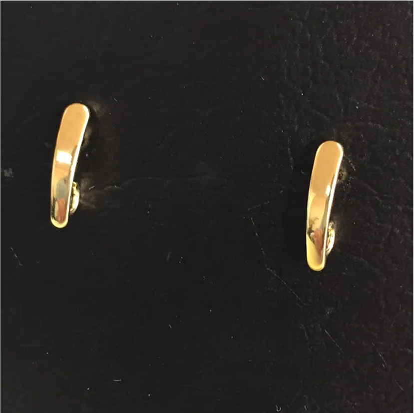 BO06 3 x 15 mm Base Aro Baño Oro 100013