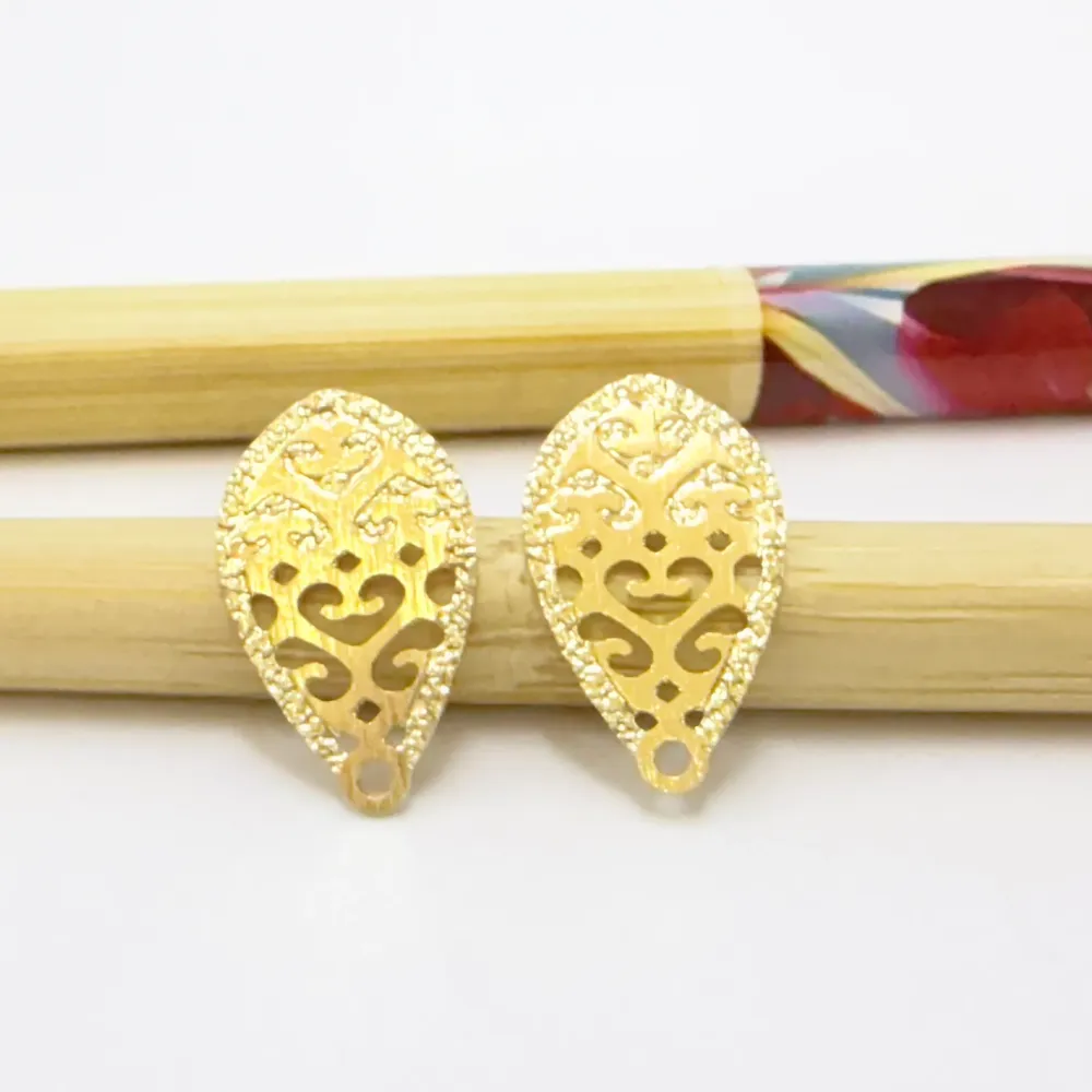 BO123 Base Aro Gota Estampada y Calada 16 x 10 mm Espesor 0.5 mm Base de Aro Baño Oro 100015