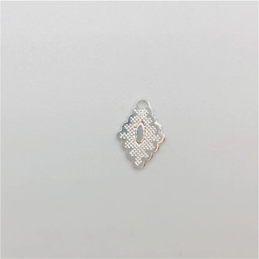 FP215 10 mm punta de flecha mini Figura Baño Plata 100015