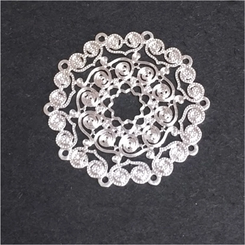 FP36 Figura Calada Diseño Floral 34 mm Figura Baño Plata 100015