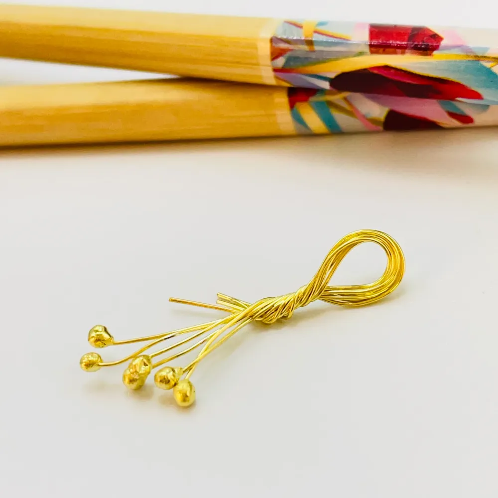 AO149 Vástago Flexible 50 mm más Bolita de 2 mm espesor 0.4 mm Accesorio Baño Oro 100027
