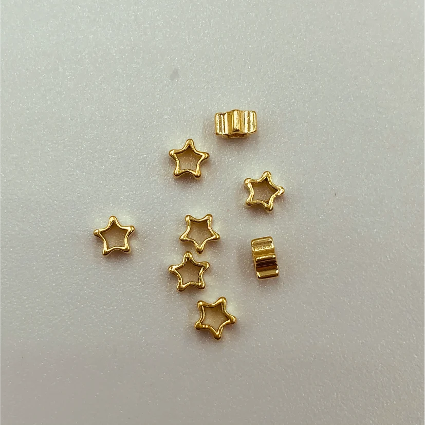 MO19 3.2 x 3.2 x 1.7 mm Estrella Accesorio Baño Oro 100027