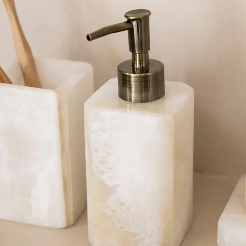 Dispensador de cuarto de baño de mármol blanco Andrea House