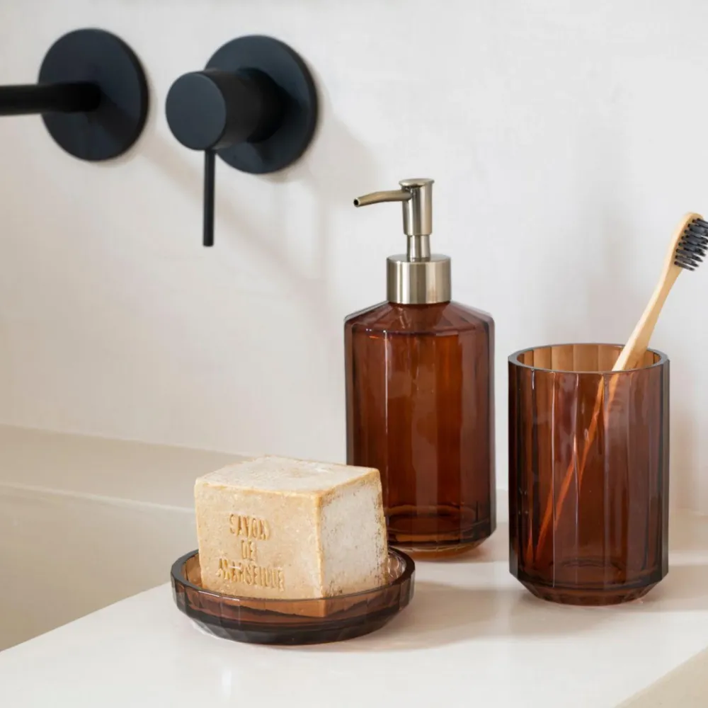 Portacepillos de baño de cristal marrón Andrea House