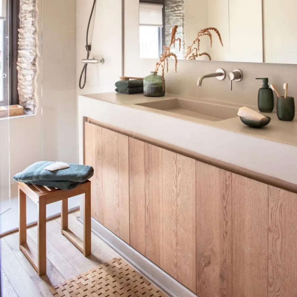 Taburete de baño de madera Andrea House