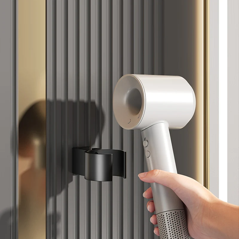 Accesorio de baño contemporáneo de acero inoxidable, individual o como juego, en negro y dorado Clearhalo