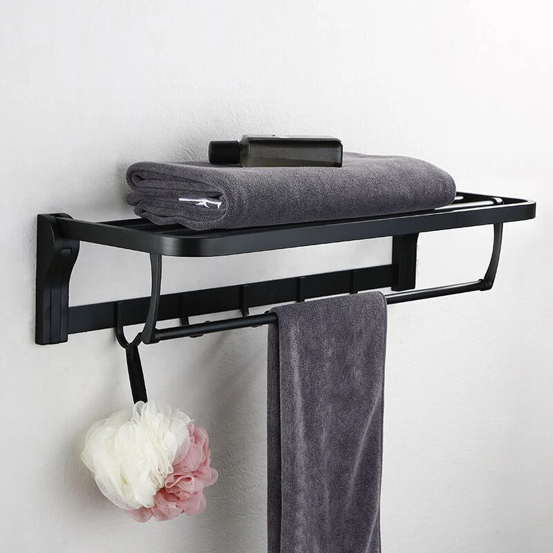 Accesorio de baño contemporáneo, individual o en conjunto, en color negro. Clearhalo
