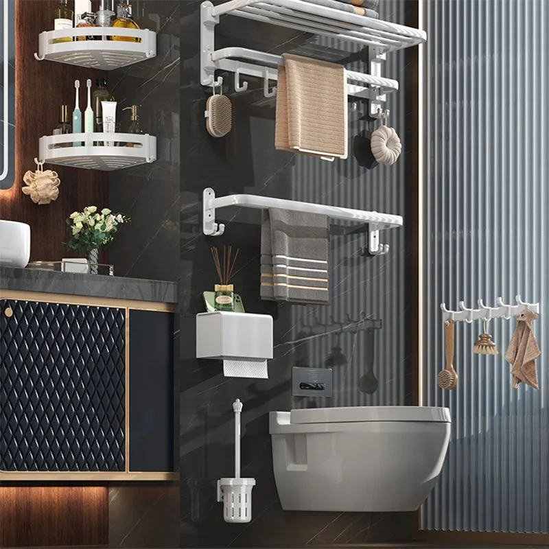 Accesorio de baño moderno en color blanco, individual o en conjunto, de metal. Clearhalo