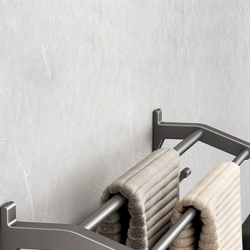 Accesorios de baño modernos Juego de herrajes Herrajes para baño grises Clearhalo