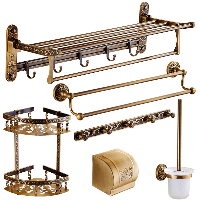 Accesorios de baño tradicionales Juego de herrajes Herrajes para baño de latón Clearhalo