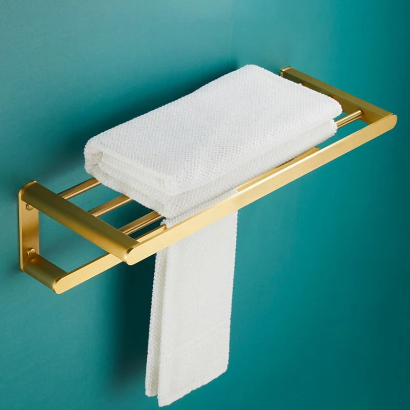 Accesorios de baño tradicionales Juego de herrajes Kit de accesorios de baño dorados Clearhalo