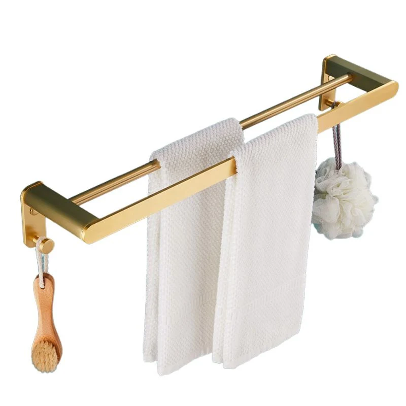 Accesorios de baño tradicionales Juego de herrajes Kit de accesorios de baño dorados Clearhalo