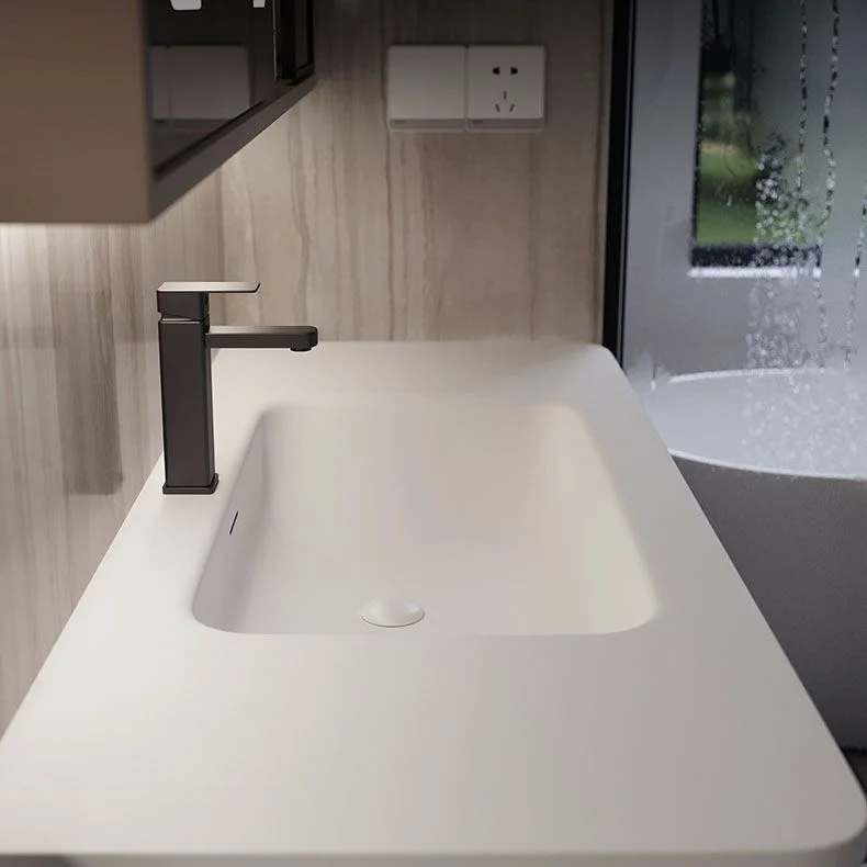Consola abierta estándar montada en la pared rectangular moderna con juego de fregadero Clearhalo