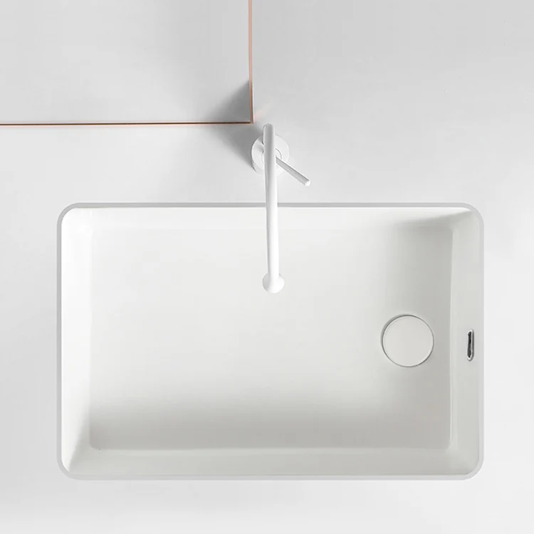 Fregadero de tocador tradicional bajo encimera de porcelana rectangular con recipiente de desbordamiento Clearhalo