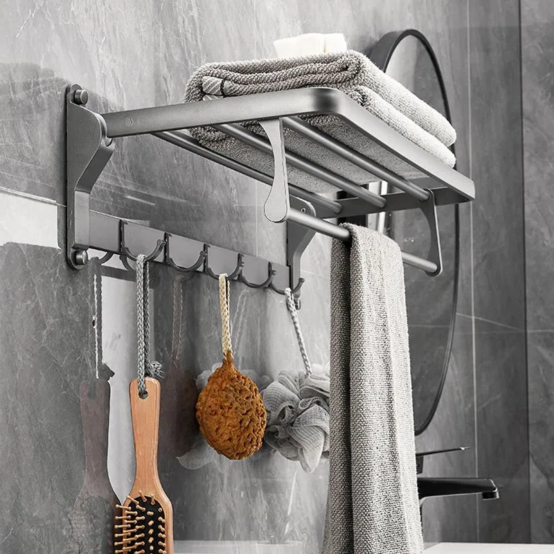 Gris Juego de accesorios de baño moderno de 6/7 piezas Estante para baño/Ganchos para bata/Toallero incluido Clearhalo