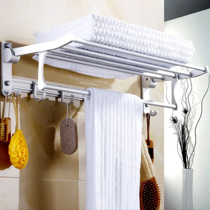 Juego de accesorios de baño contemporáneo plateado Juego de baño de aluminio inoxidable Clearhalo
