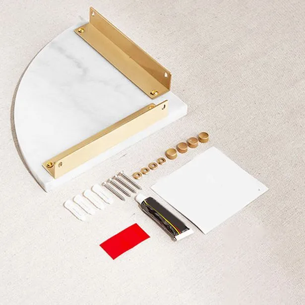 Juego de accesorios de baño de latón con estante de baño de mármol de 2 piezas en blanco/verde Blanco Clearhalo