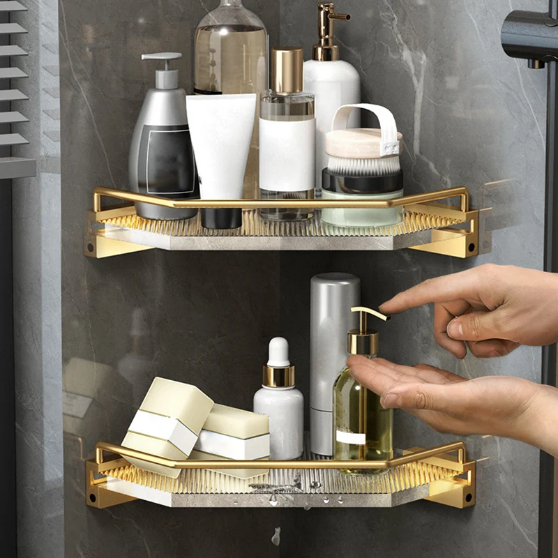 Juego de accesorios de baño en metal dorado y accesorios de baño acrílicos Clearhalo