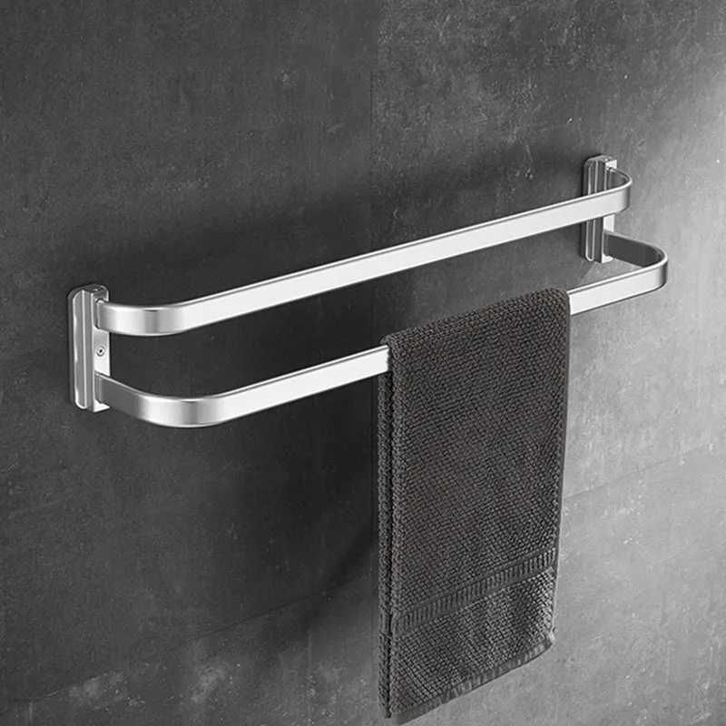 Juego de accesorios de baño plateados Accesorio de baño moderno como individual o como conjunto Clearhalo