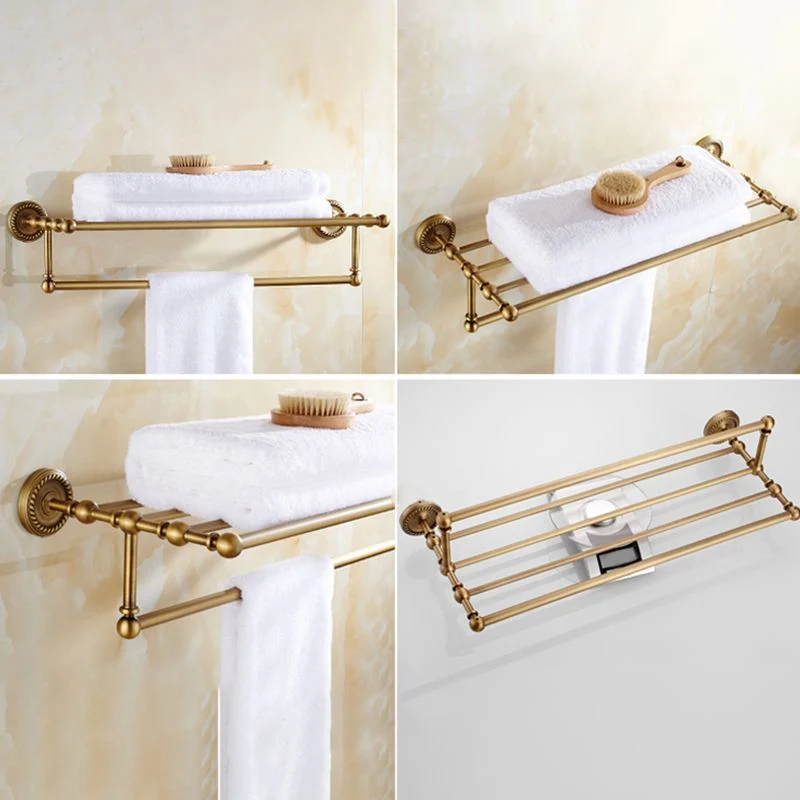 Juego de accesorios de baño tradicional Kit de accesorios de baño de metal dorado Clearhalo