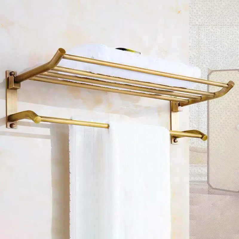 Juego de accesorios de baño tradicional de 4 piezas Juego de accesorios de baño de latón dorado Clearhalo