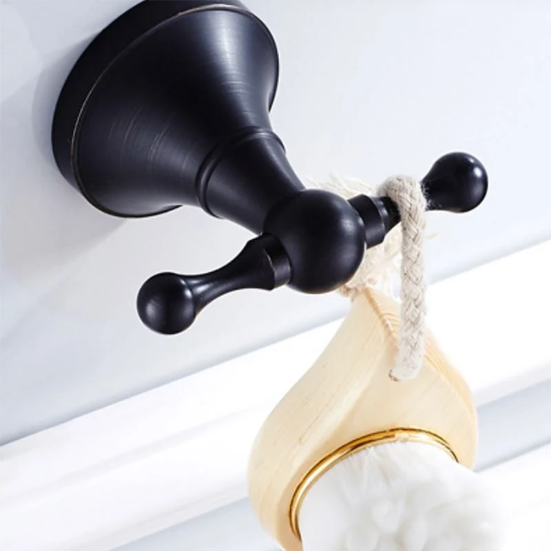 Juego de baño de metal Juego de accesorios de baño negro de estilo tradicional de 4 piezas Clearhalo
