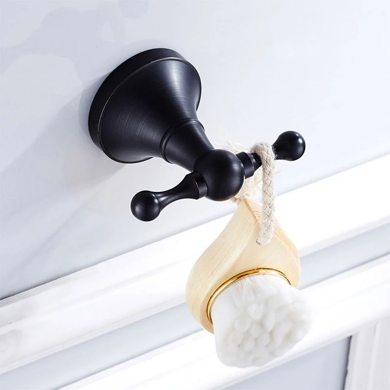Juego de baño de metal Juego de accesorios de baño negro de estilo tradicional de 4 piezas Clearhalo