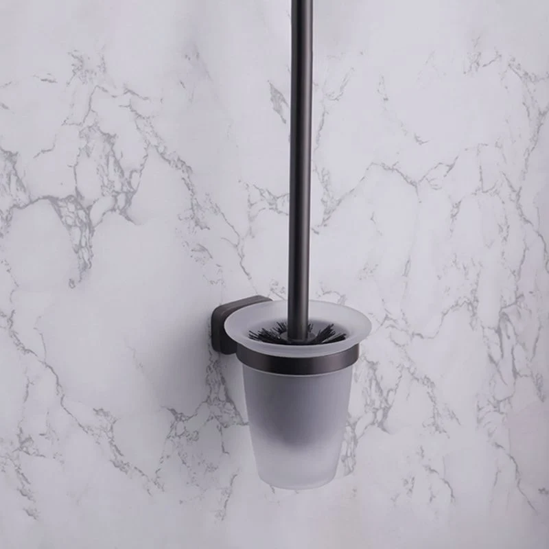 Juego de herrajes para baño de metal moderno Juego de herrajes para accesorios de baño negros Clearhalo