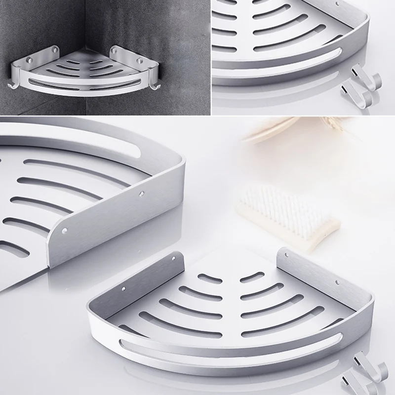 Kit de accesorios de baño de metal plateado contemporáneo con barra para toallas Clearhalo