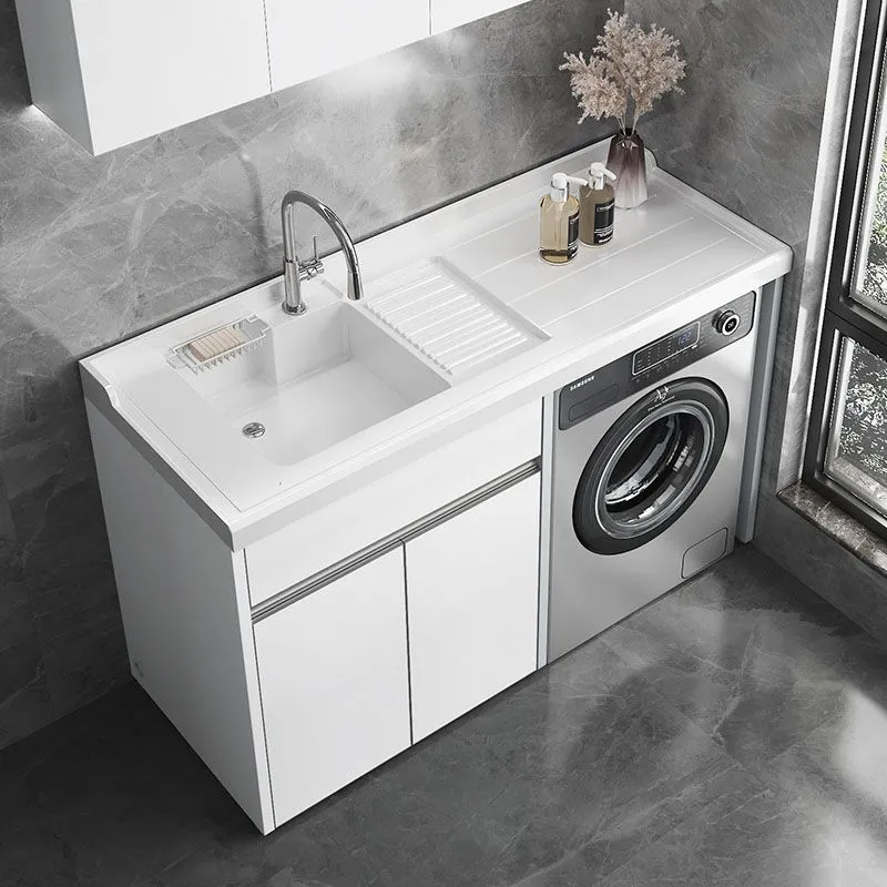 Moderno lavabo independiente con grifo lavabo para baño Clearhalo