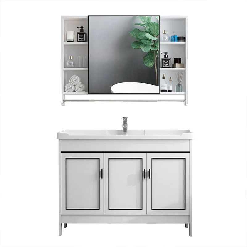 Tocador de baño moderno de metal, grifo independiente, lavabo incluido Clearhalo