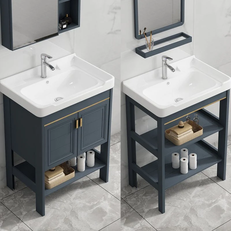 Tocador con marco de metal, estanterí incluida, lavabo individual, tocador de baño independiente Clearhalo