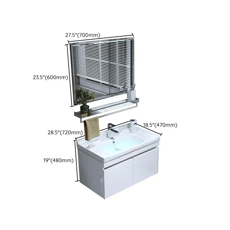 Tocador de lavabo de baño moderno blanco de montaje en pared con grifo de espejo Clearhalo