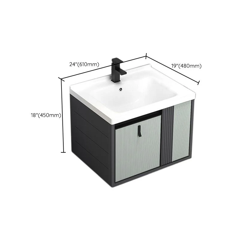 Tocador de lavabo de baño moderno de metal de montaje en pared con grifo de lavabo Clearhalo