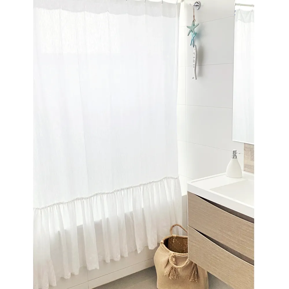 CORTINA DE BAÑO LINO VUELOS BLANCA Complementa Diseño