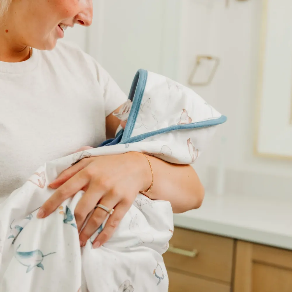 COPPER PEARL BEBE NIÑO TOALLA CON CAPUCHA PREMIUM ARCTIC WONDER
