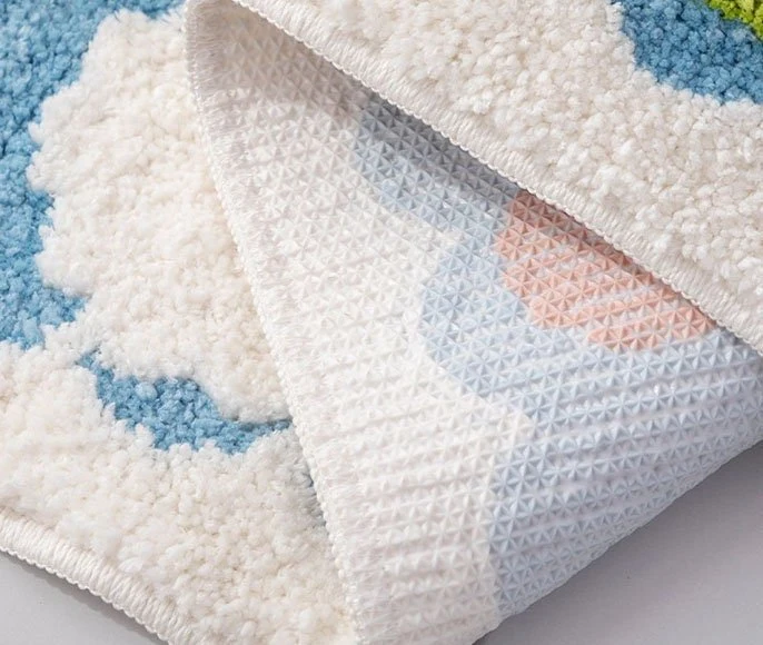 FLORAVIBE – Alfombrilla de baño con flores coloridas y elegante con superficie antideslizante Cozey Maison