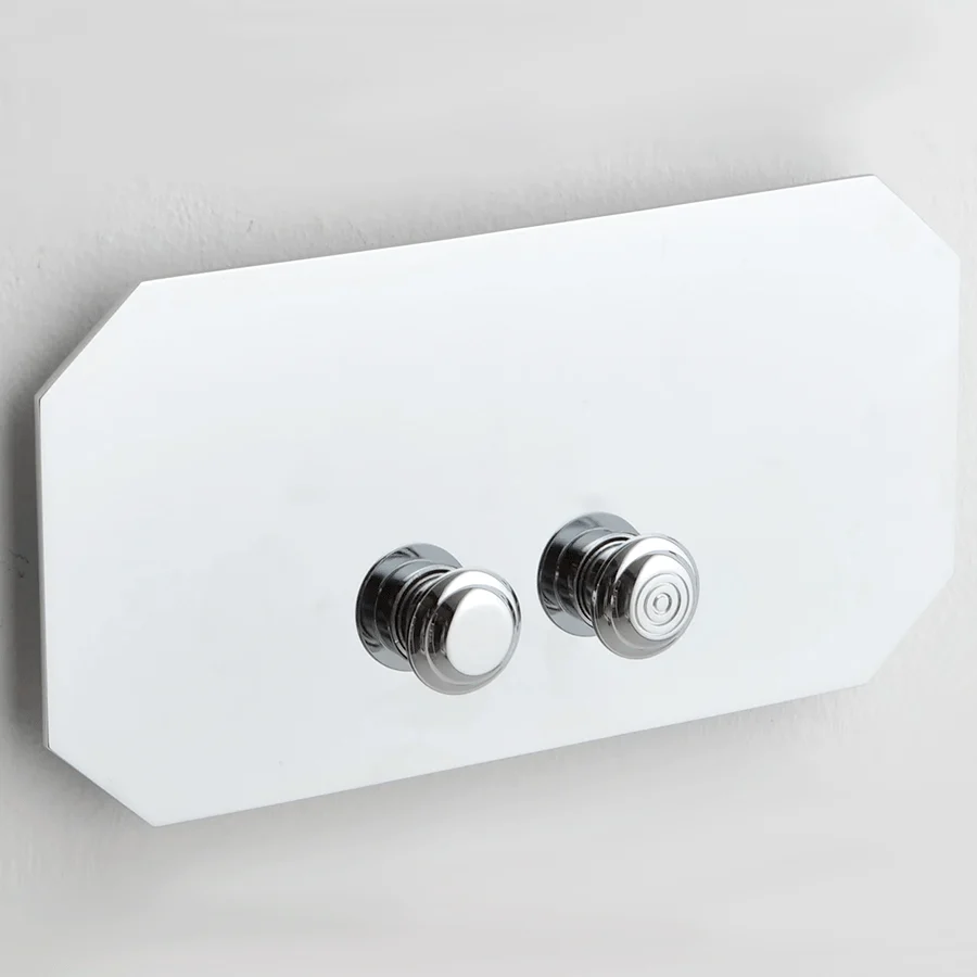 GRIFOS DE MANIJA DE PALANCA METÁLICA DOBLE PARA LAVABO DYKE & DEAN