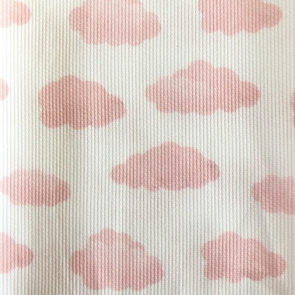 Toalla mediana nubes rosa El Meu Taller