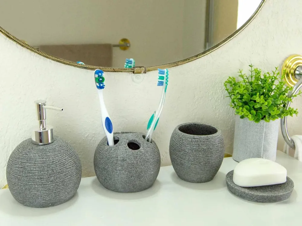 Set de accesorios de baño 4 piezas Good & Good