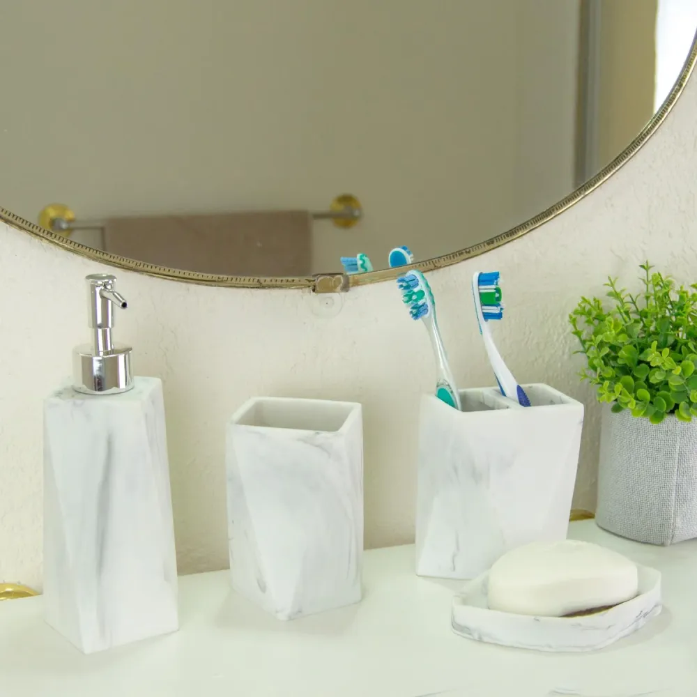 Set de accesorios de baño 4 piezas Good & Good