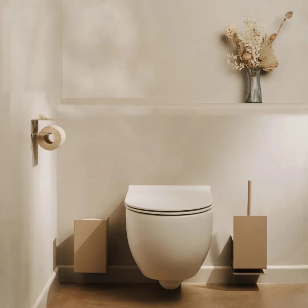 Escobillero Lugano – accesorios baños modernos en acero inoxidable Negro Kaimok Design