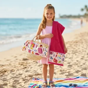 Cesto y toalla fucsia PLAYA personalizada con nombre LAS COSAS DE MAMÁ