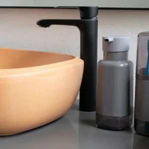 Kit accesorios para baño color plomo: portacepillos y jabonera liquido Madehome