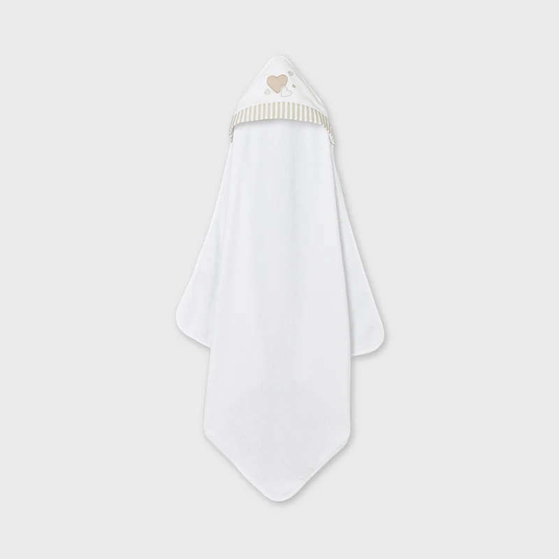 TOALLA BORDADA 9919 MAYORAL Blanco