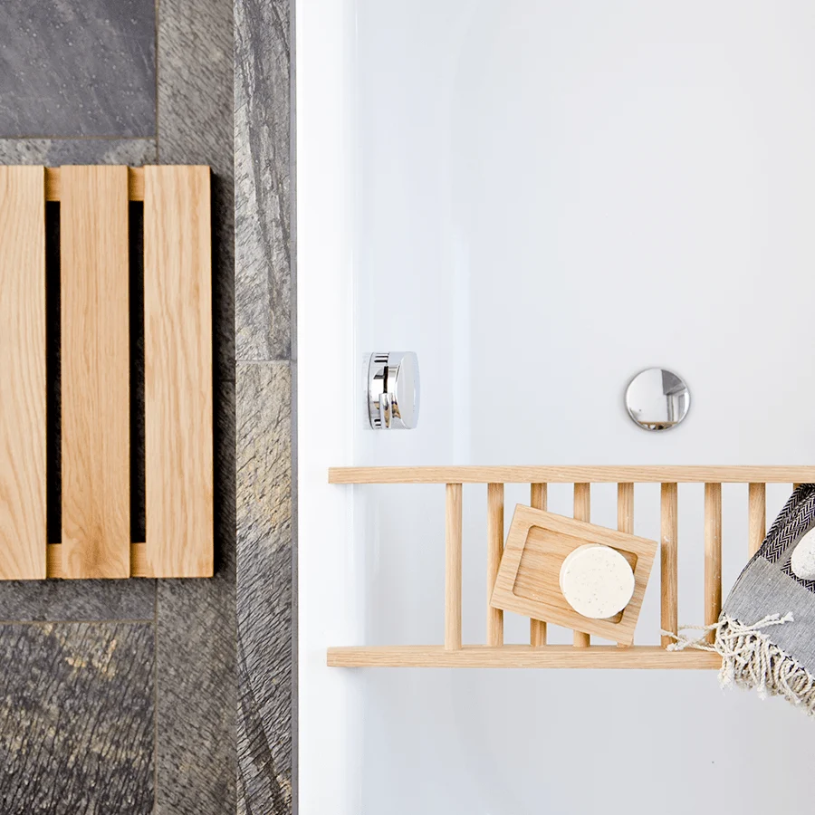TABLERO DE BAÑO EN ROBLE NATURAL WIREWORKS