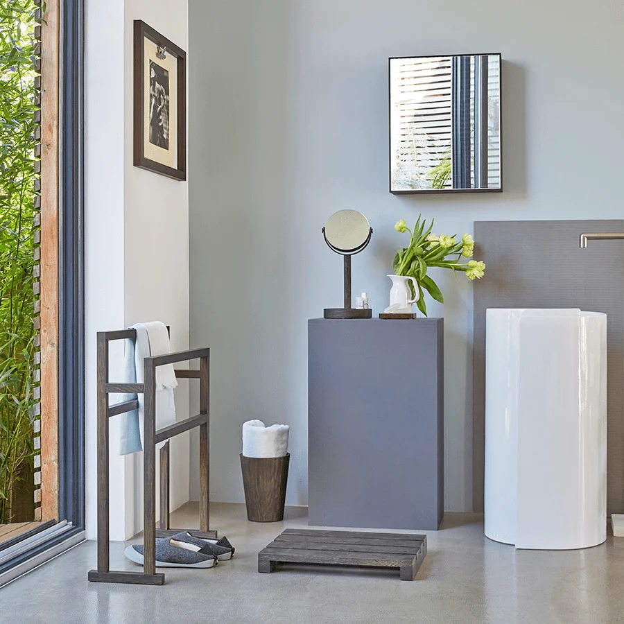 TABLERO DE BAÑO EN ROBLE OSCURO WIREWORKS